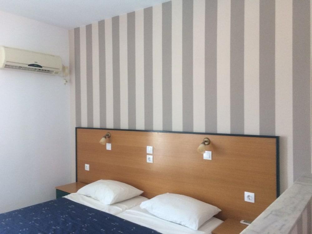 Paraschos Kos Aparthotel 2*