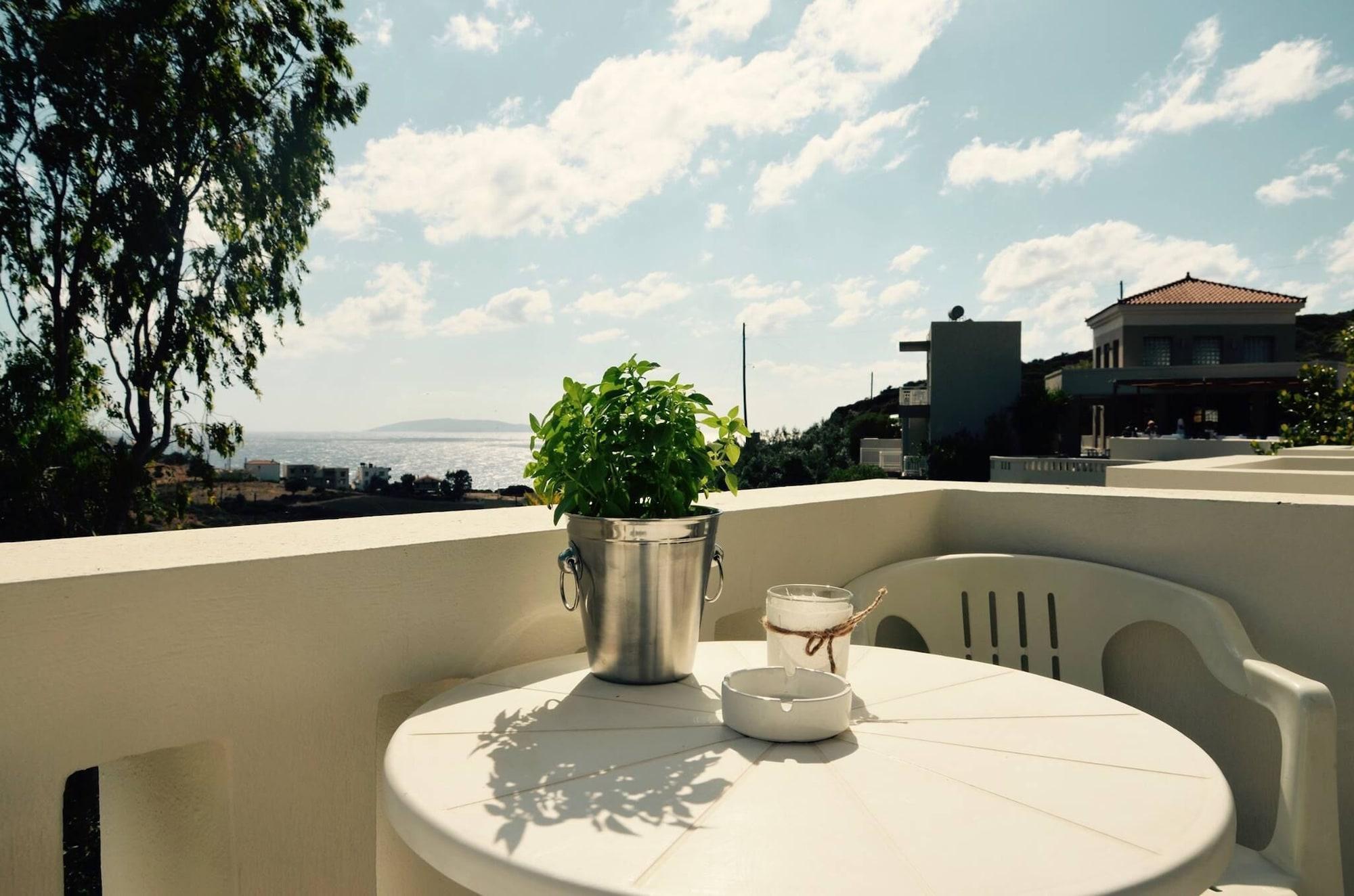 Pelagia Bay Hotel 3*