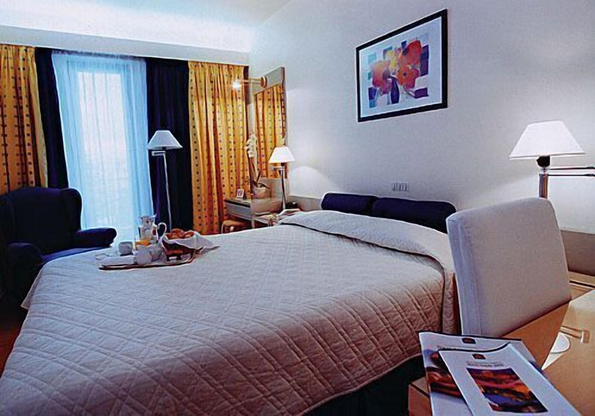 The Park Hotel 3*