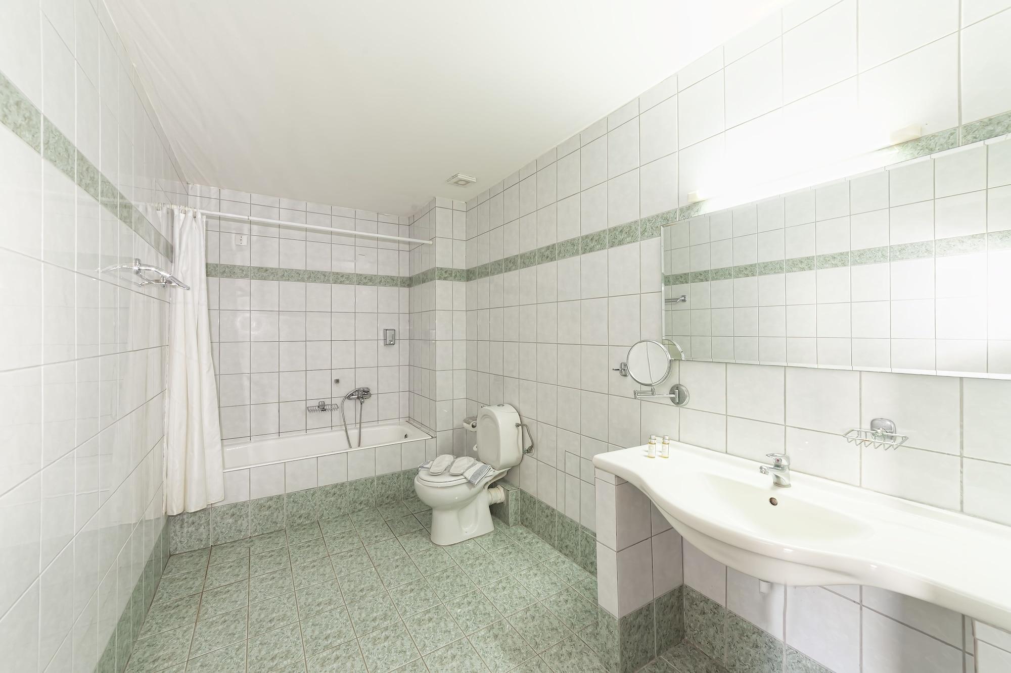 Olympic Aparthotel