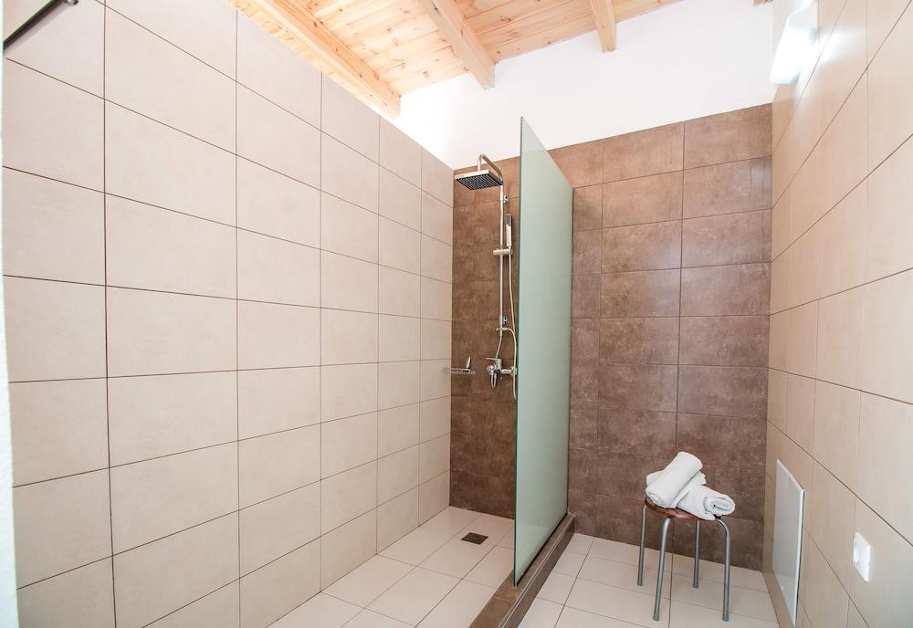 Hotel Essential Summer (adults Only)
