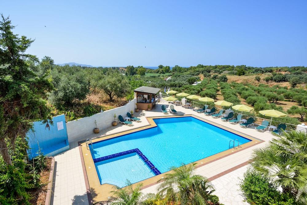 Poseidon Apartment