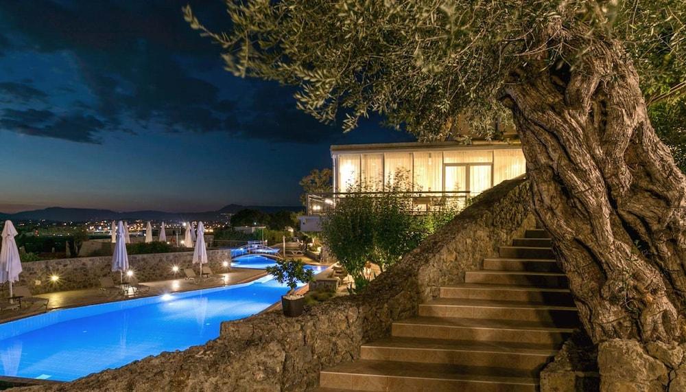 Hotel Divani Corfu Palace 4*