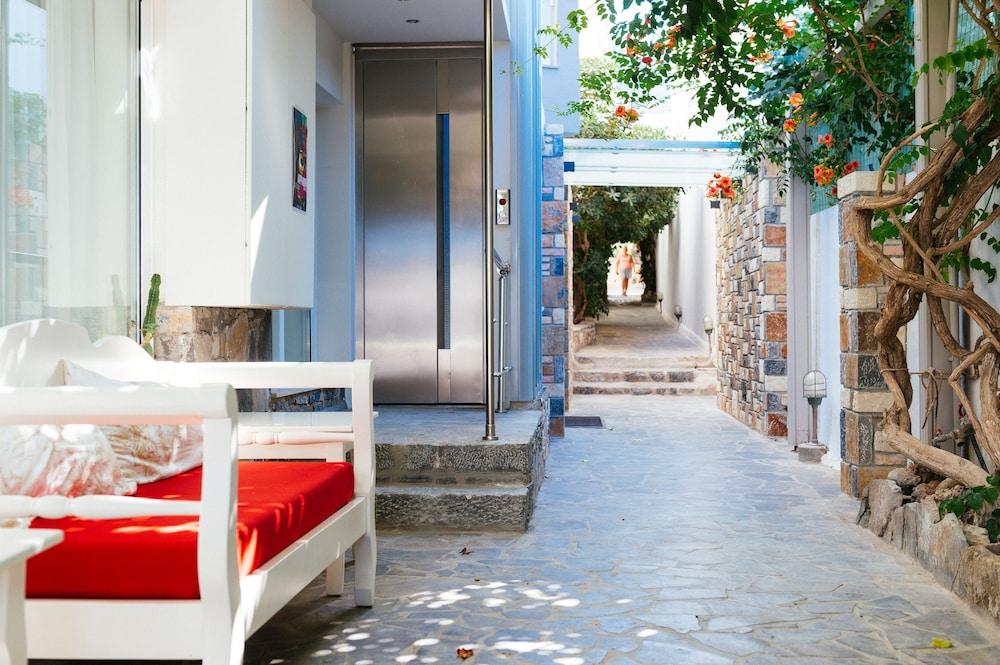 Akti Olous (adults Only) 4*