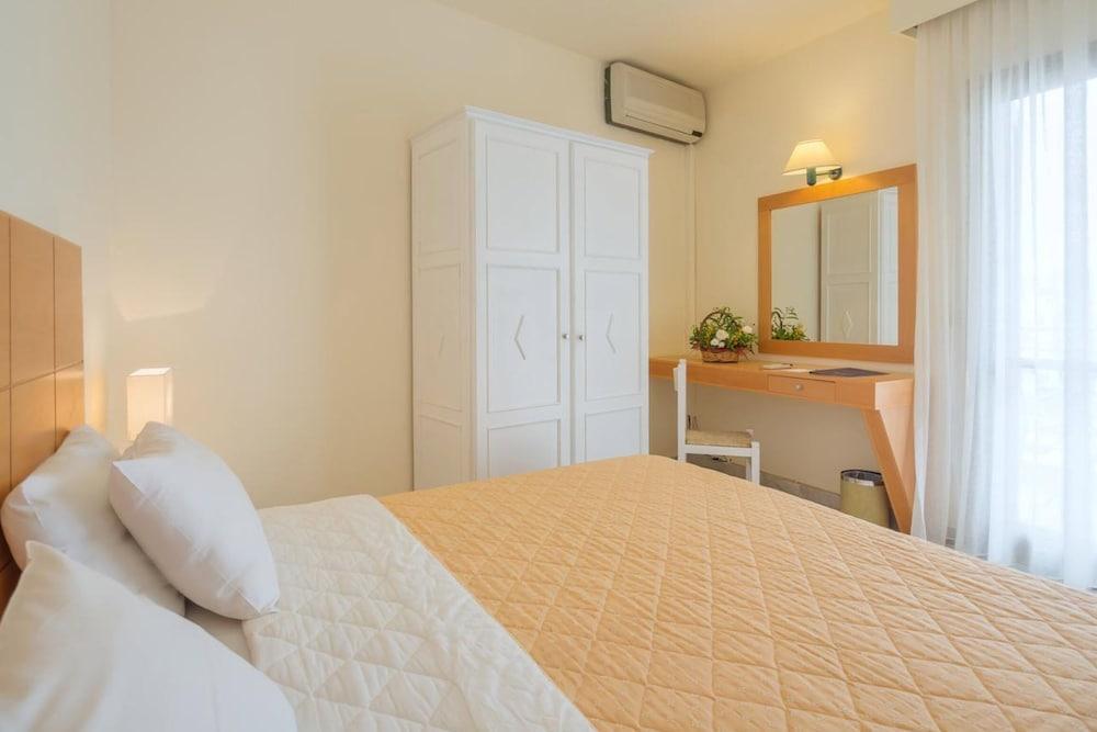 Hotel Mare Hotel Apartments 3*