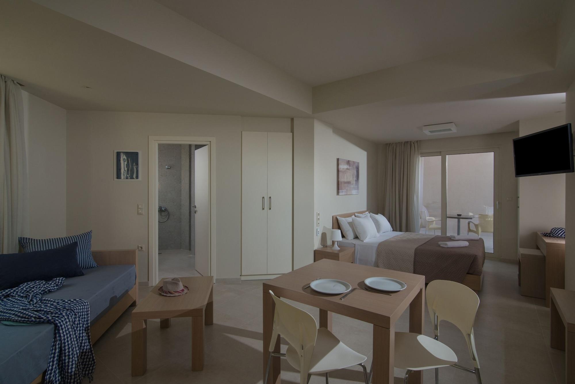 Ourania Aparthotel 3*