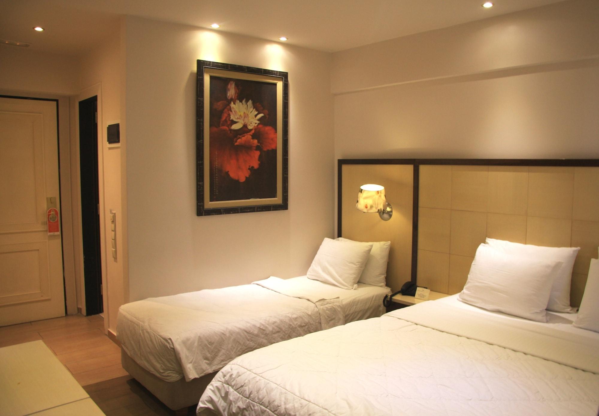 Piraeus City Hotel 3* Piraeus