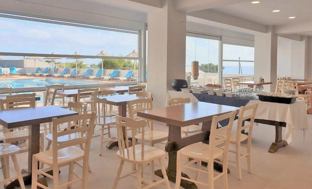 Chrysalis (adults Only) Hotel 3*