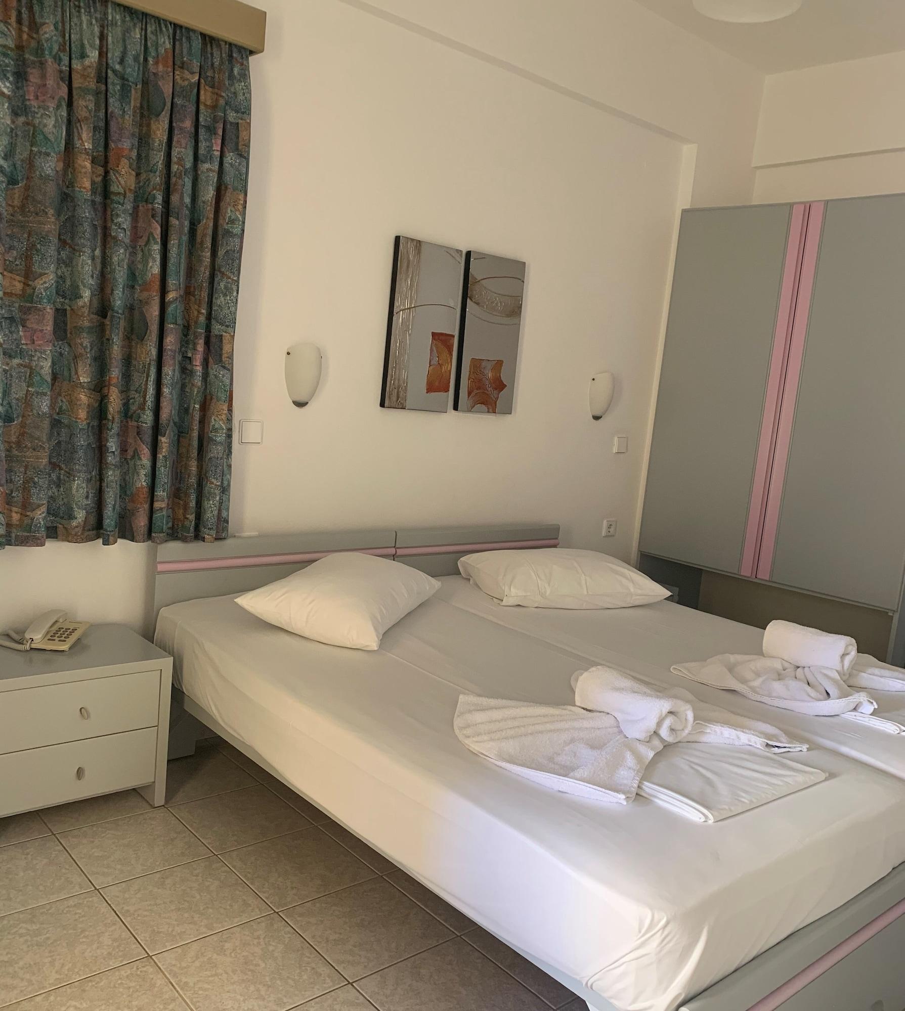 Ermis Aparthotel Platanias (Crete)