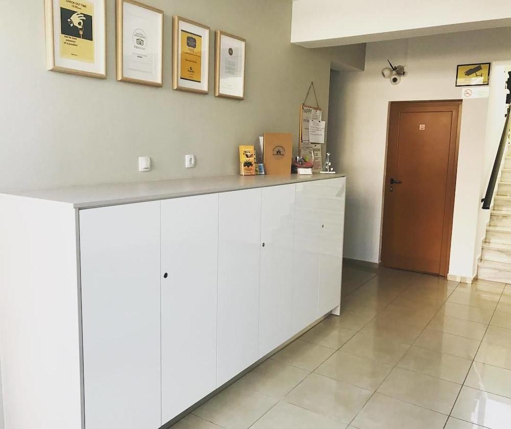 Newcastle Studios Apartment Malia (Crete)