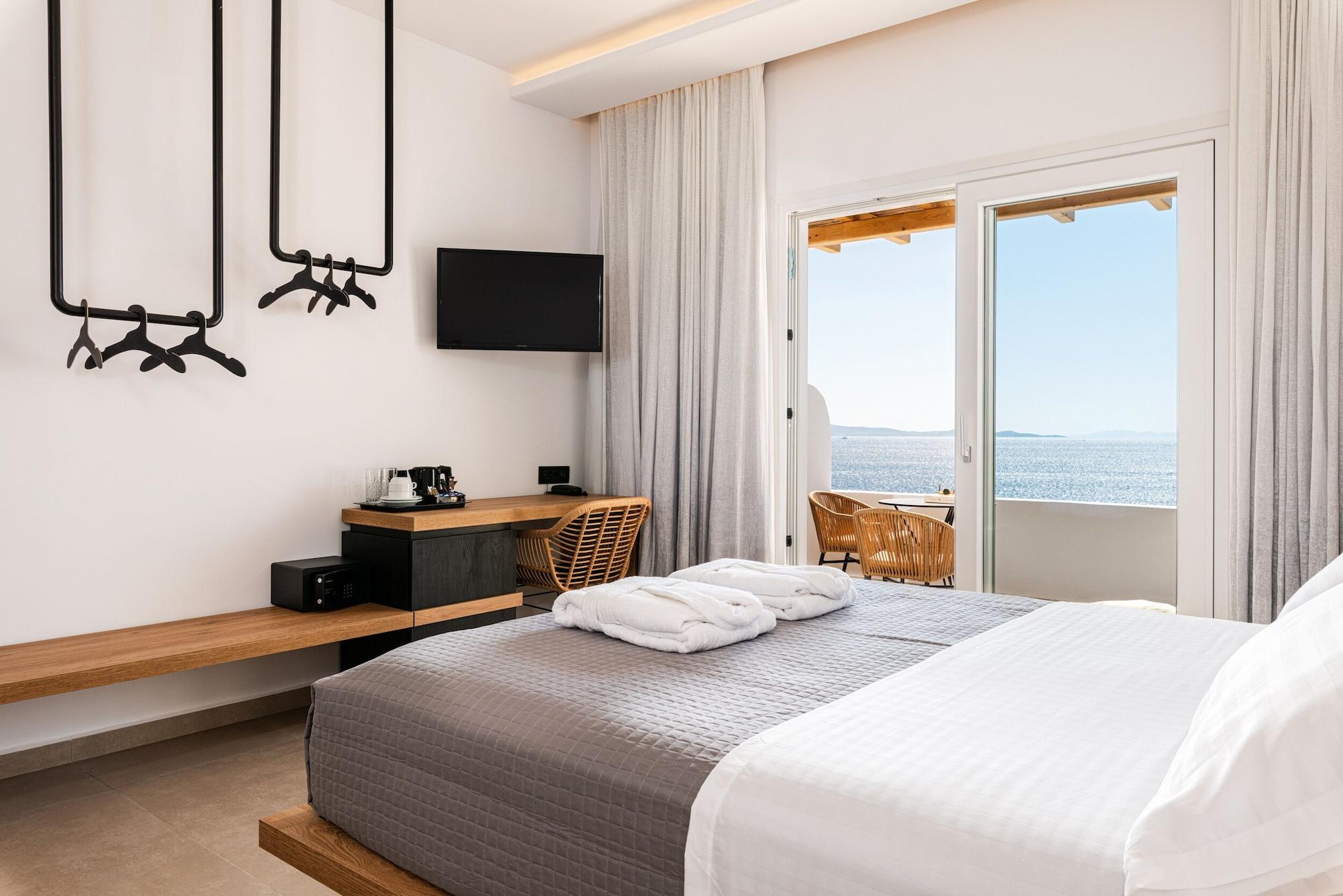 Avra Apartment *