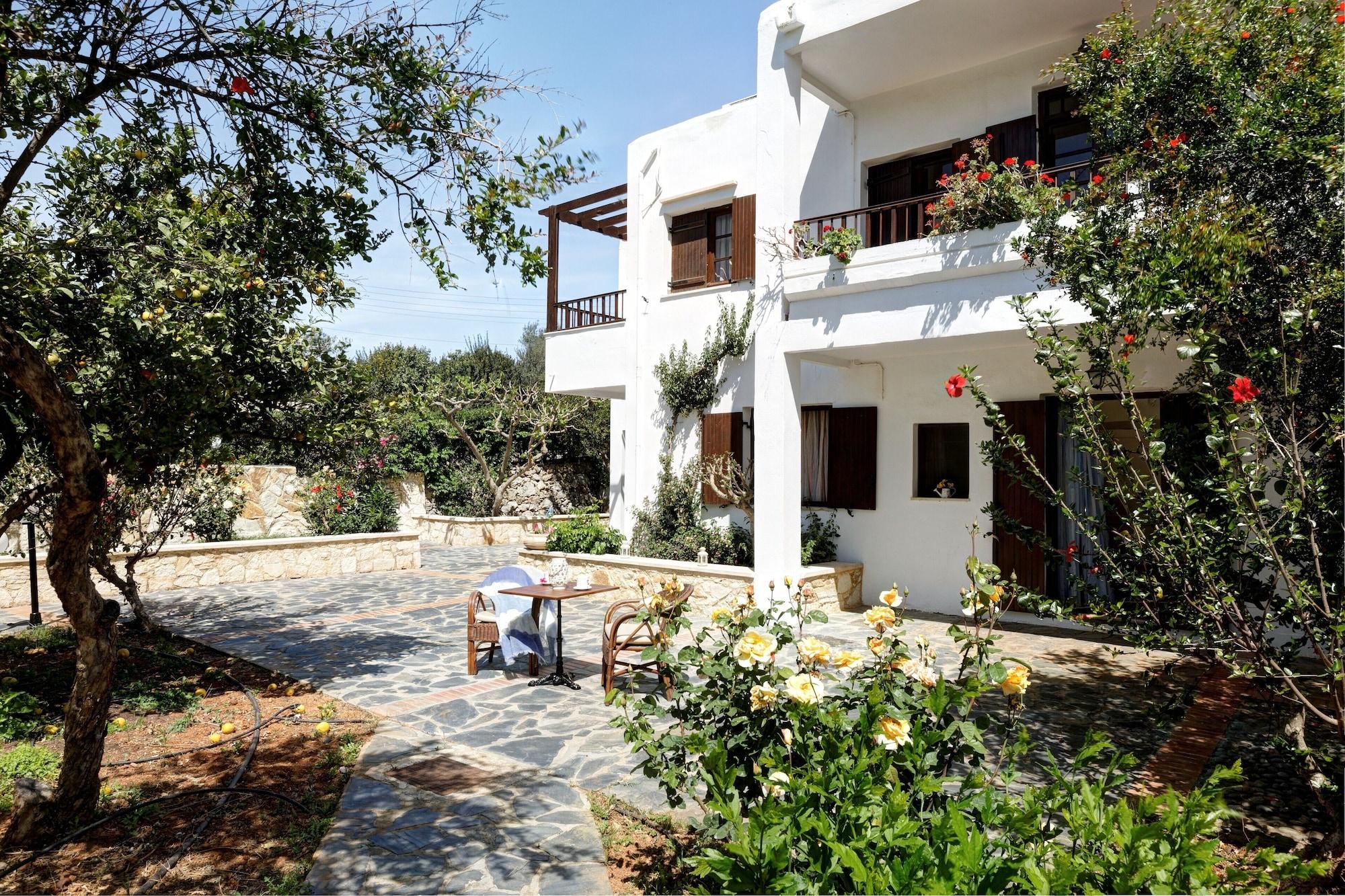 Aparthotel Alianthos 3*