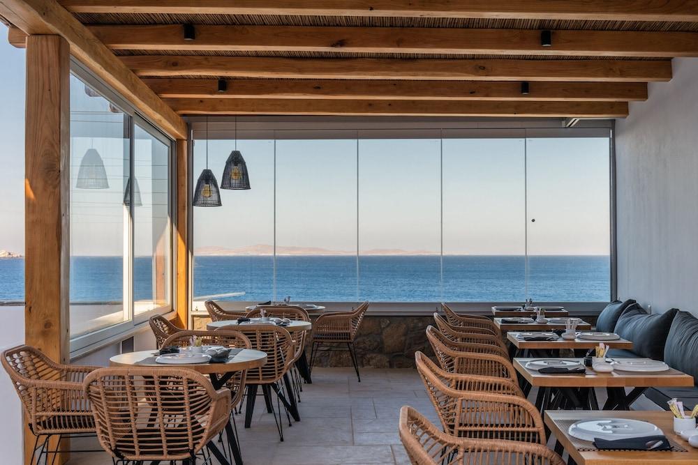 Apartment Avra