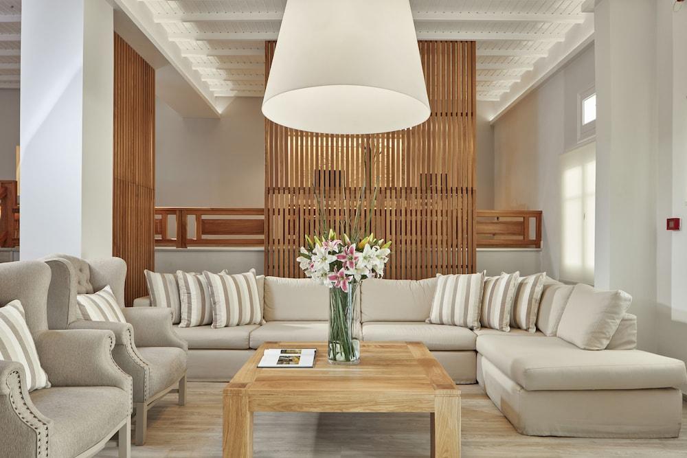 Mykonos Kosmoplaz Hotel