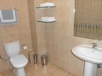 Lambrinos Aparthotel