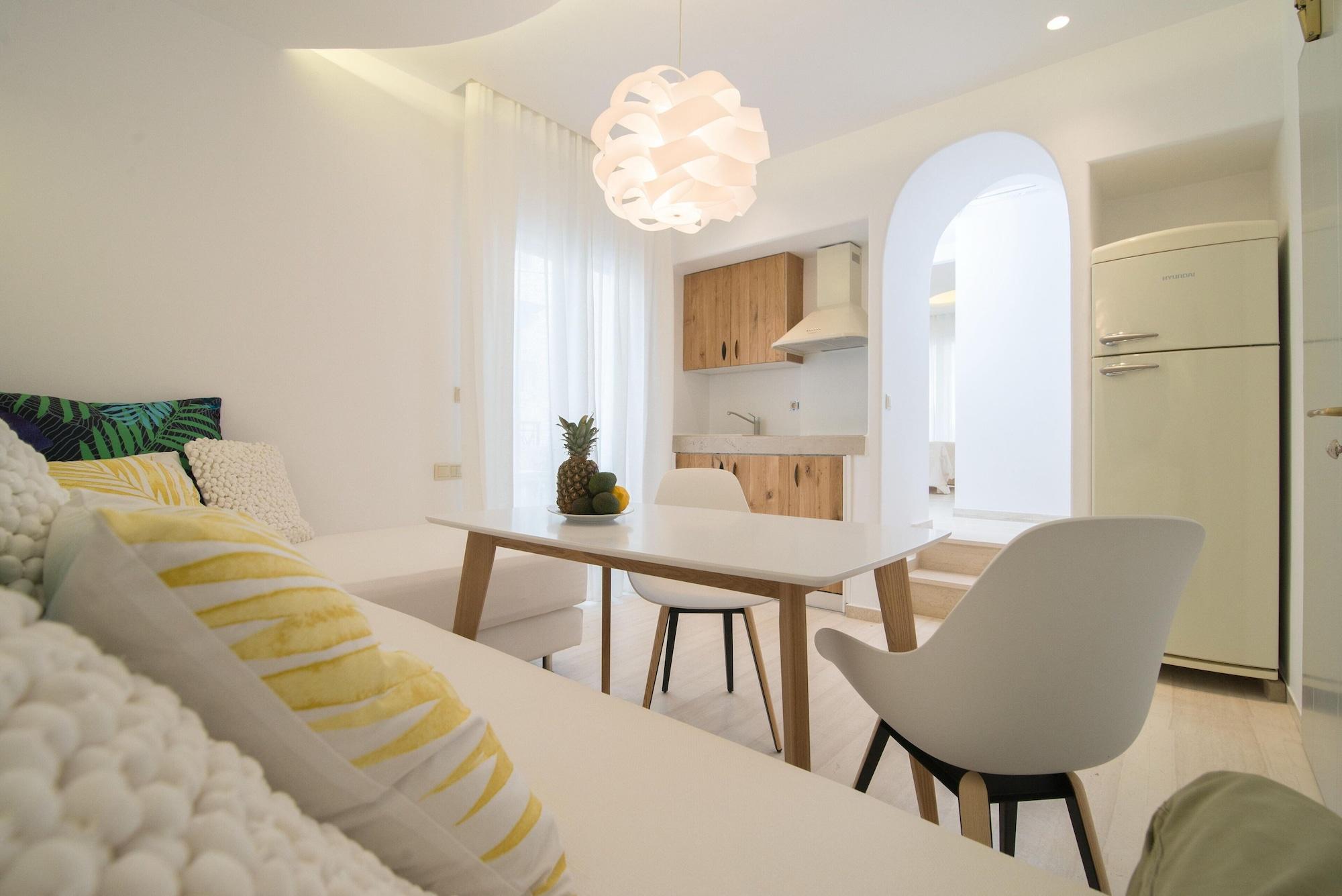 Spiros Aparthotel Naxos City