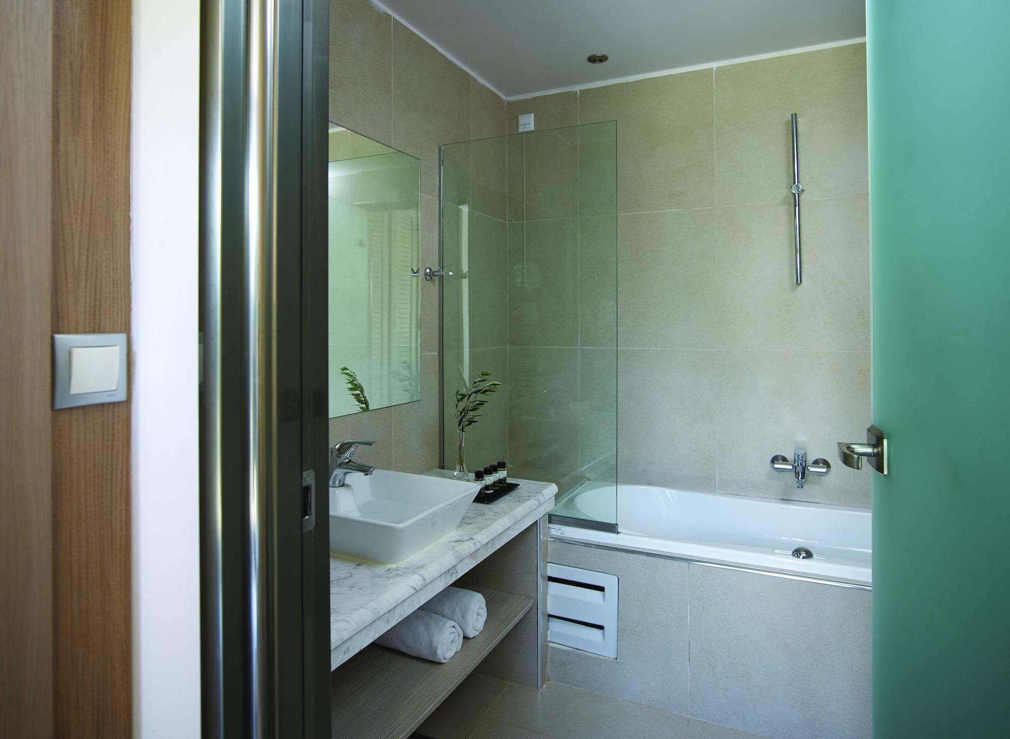 Atlantica Eleon Grand Hotel 5*