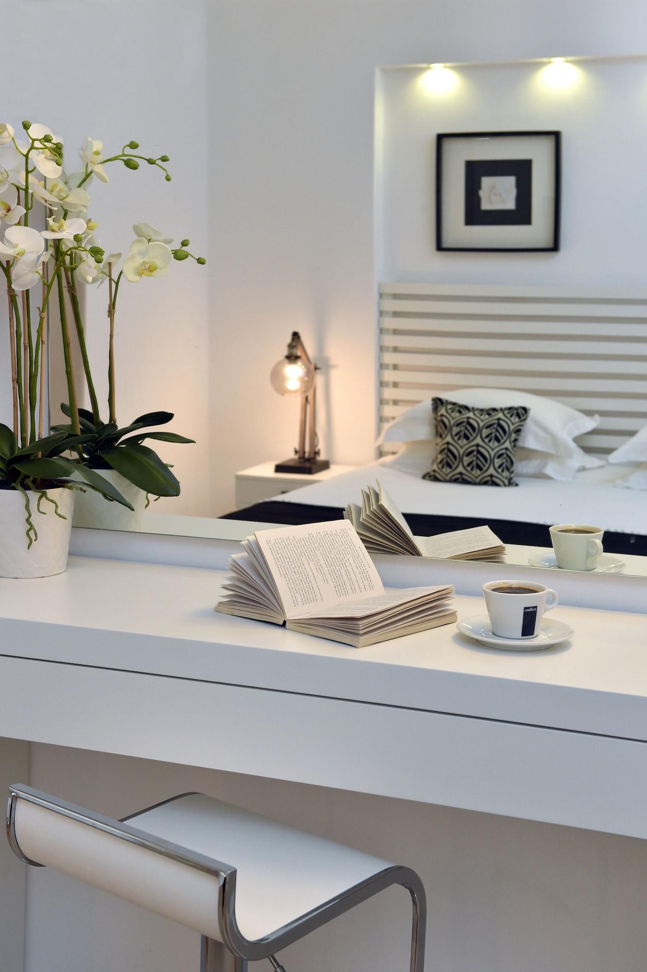 Apollon Boutique 3*