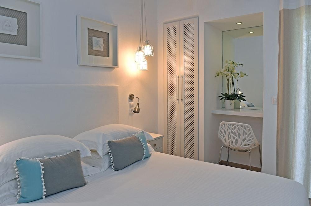 Apollon Boutique Parikia (Paros)