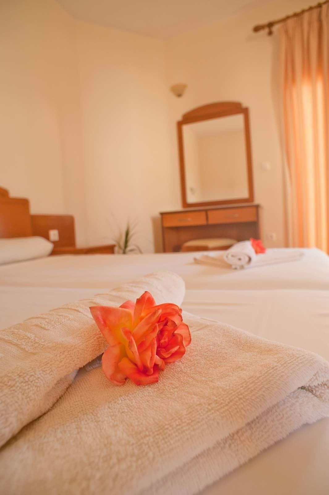 Aparthotel Semiramis 2*