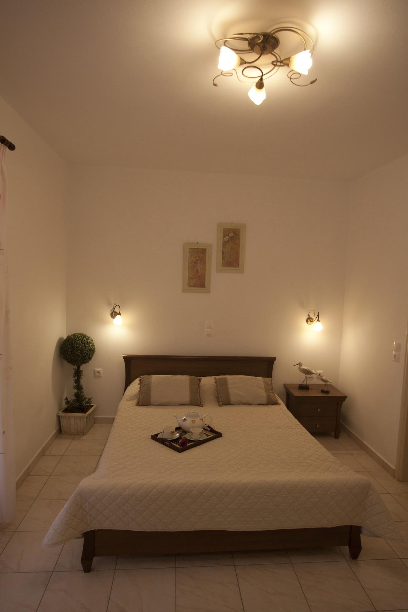 Zefyros Aparthotel