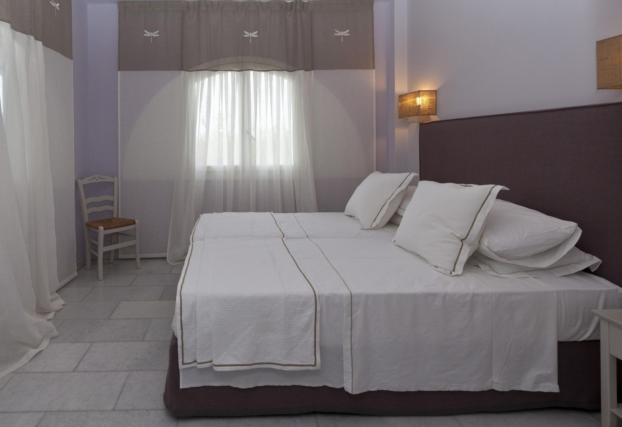 Ammos Naxos Hotel