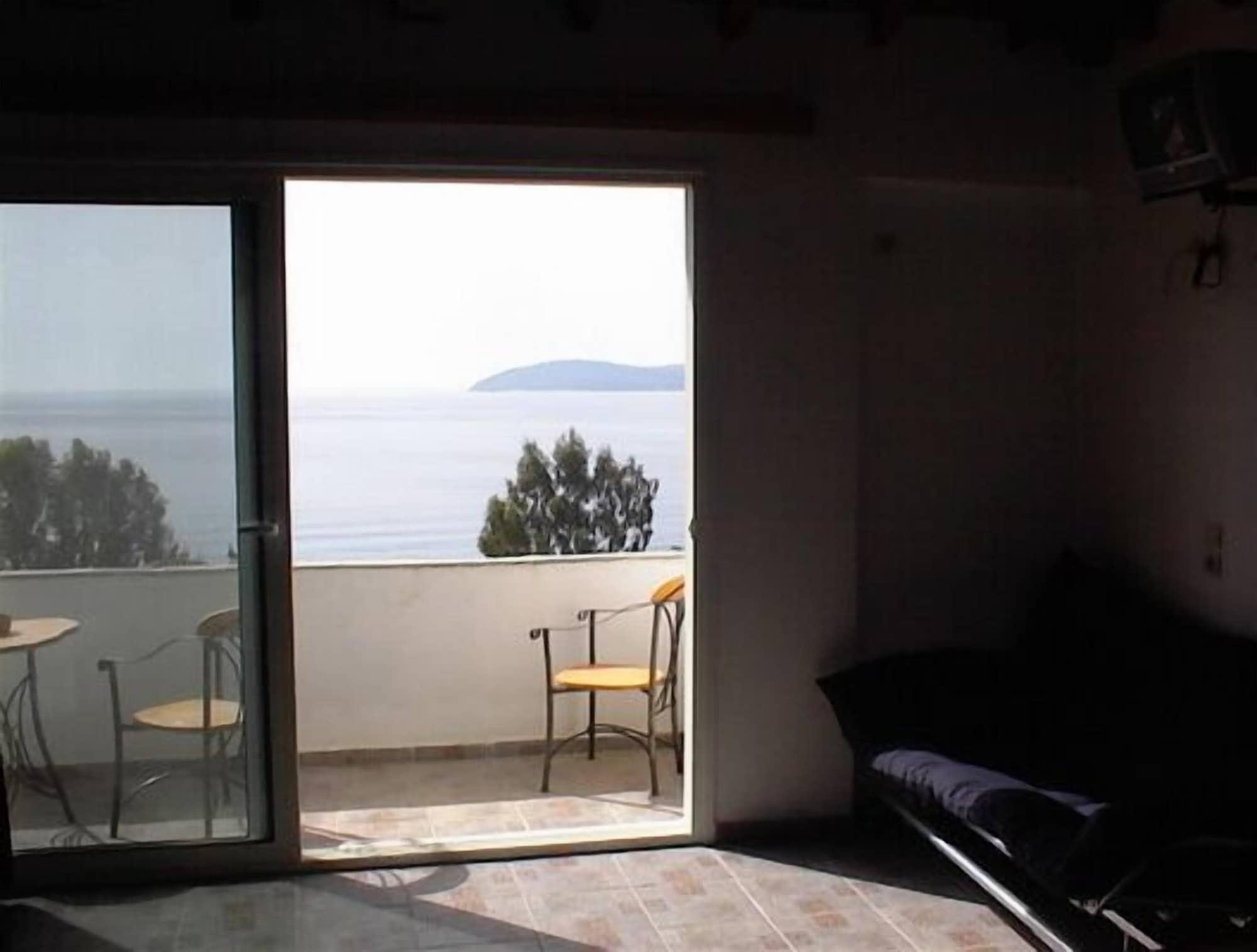 Amaranthos Skiathos View Megali Ammos (Skiathos)