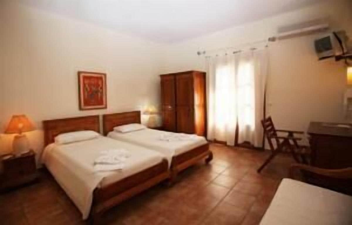 Sun 2* Skopelos Town