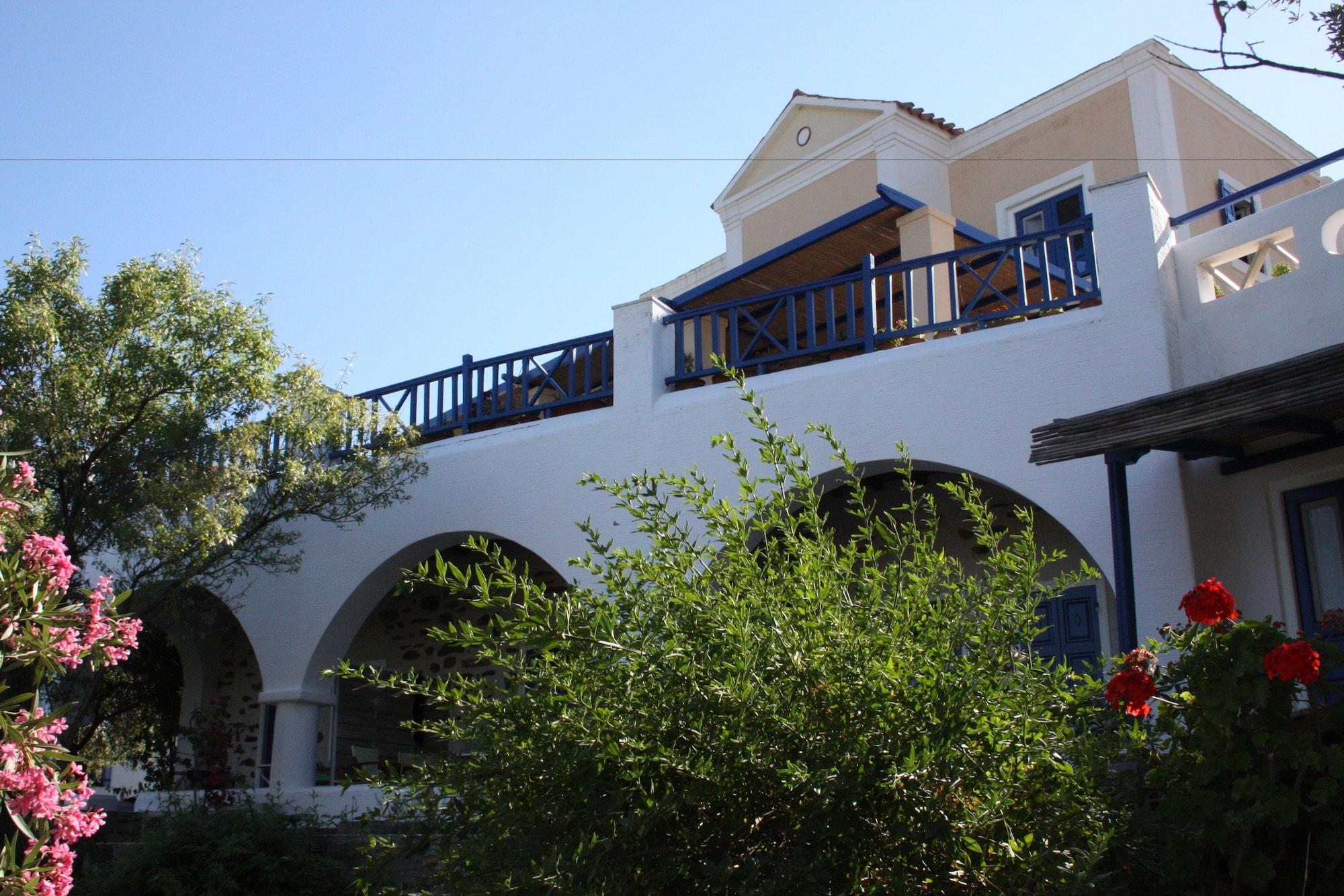 Lefkes Village Hotel
