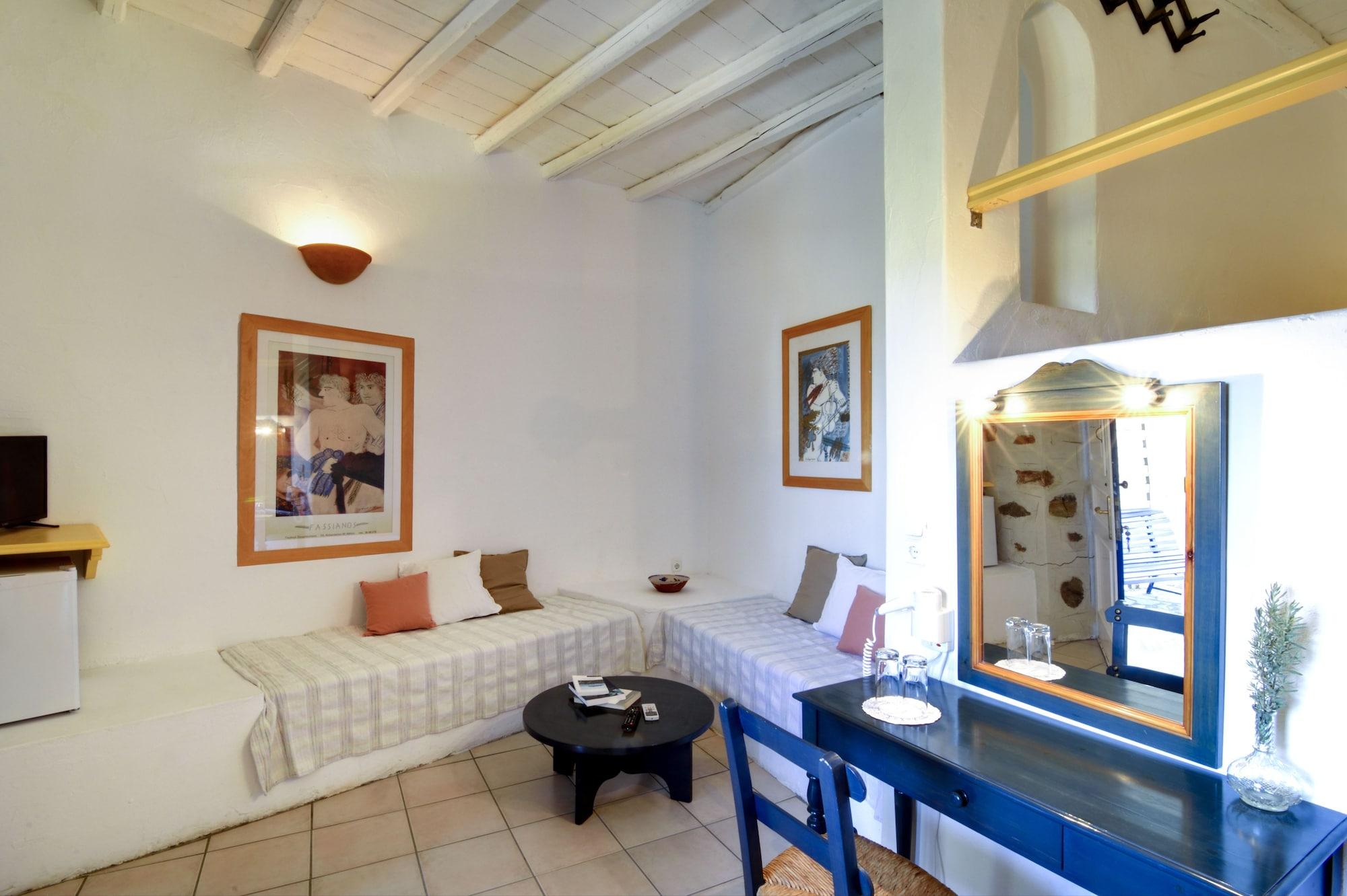 Hotel Lefkes Village 4*