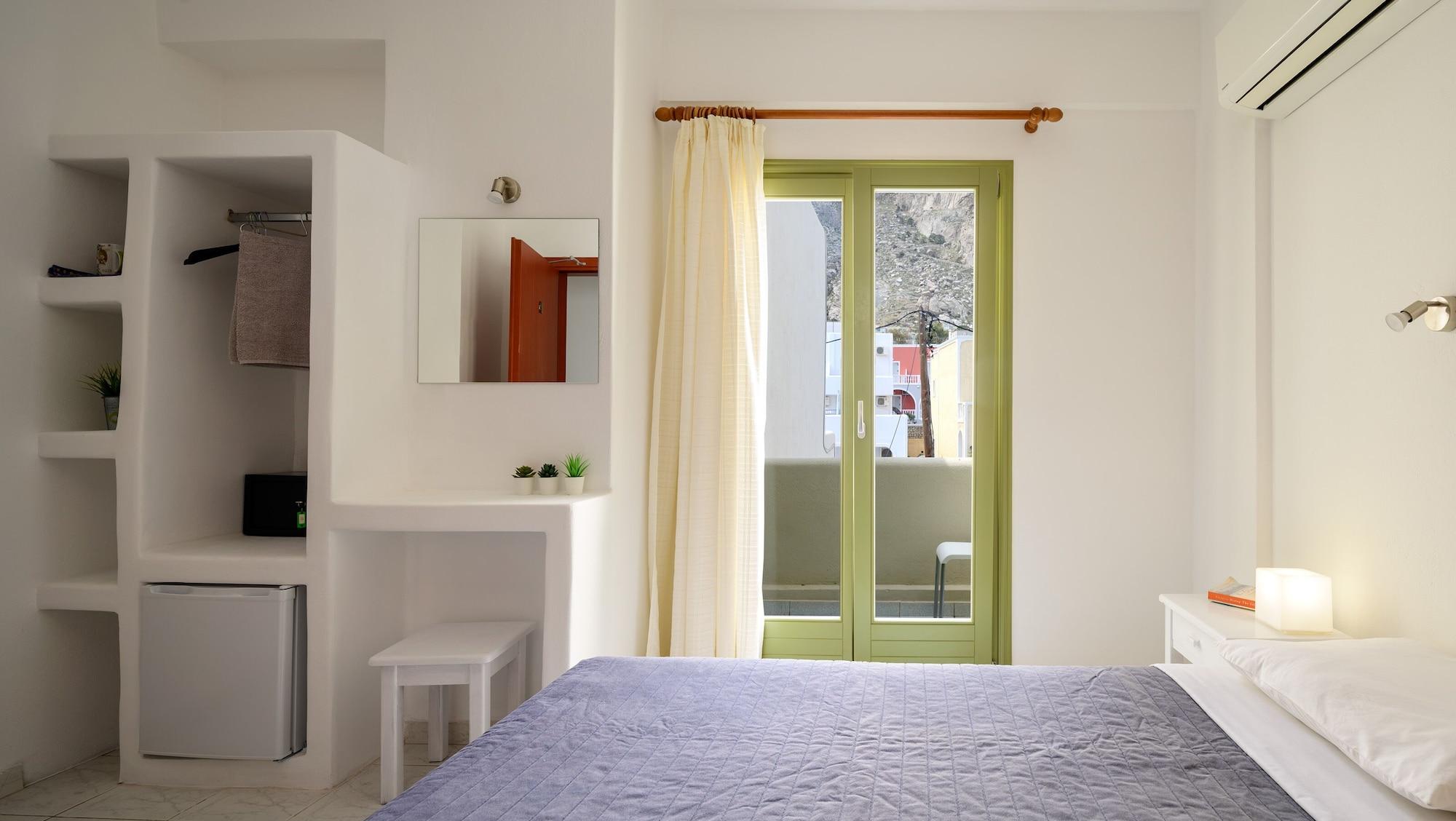 Markos * Perissa (Santorini)