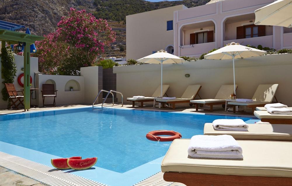 Markos Perissa (Santorini)
