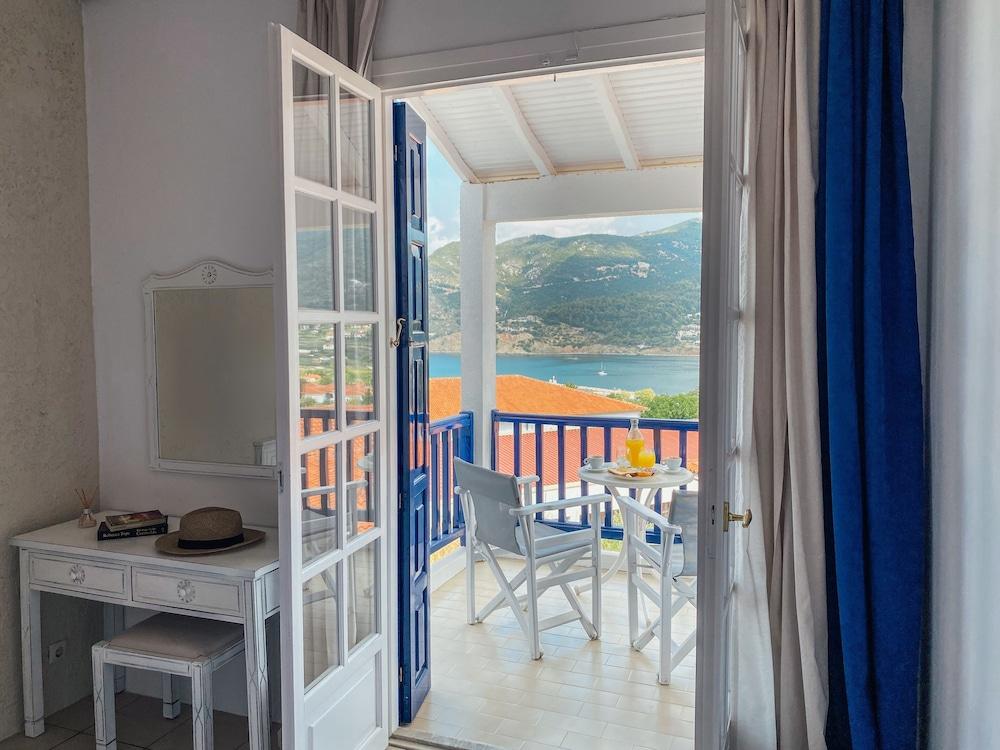 Aperitton 3*