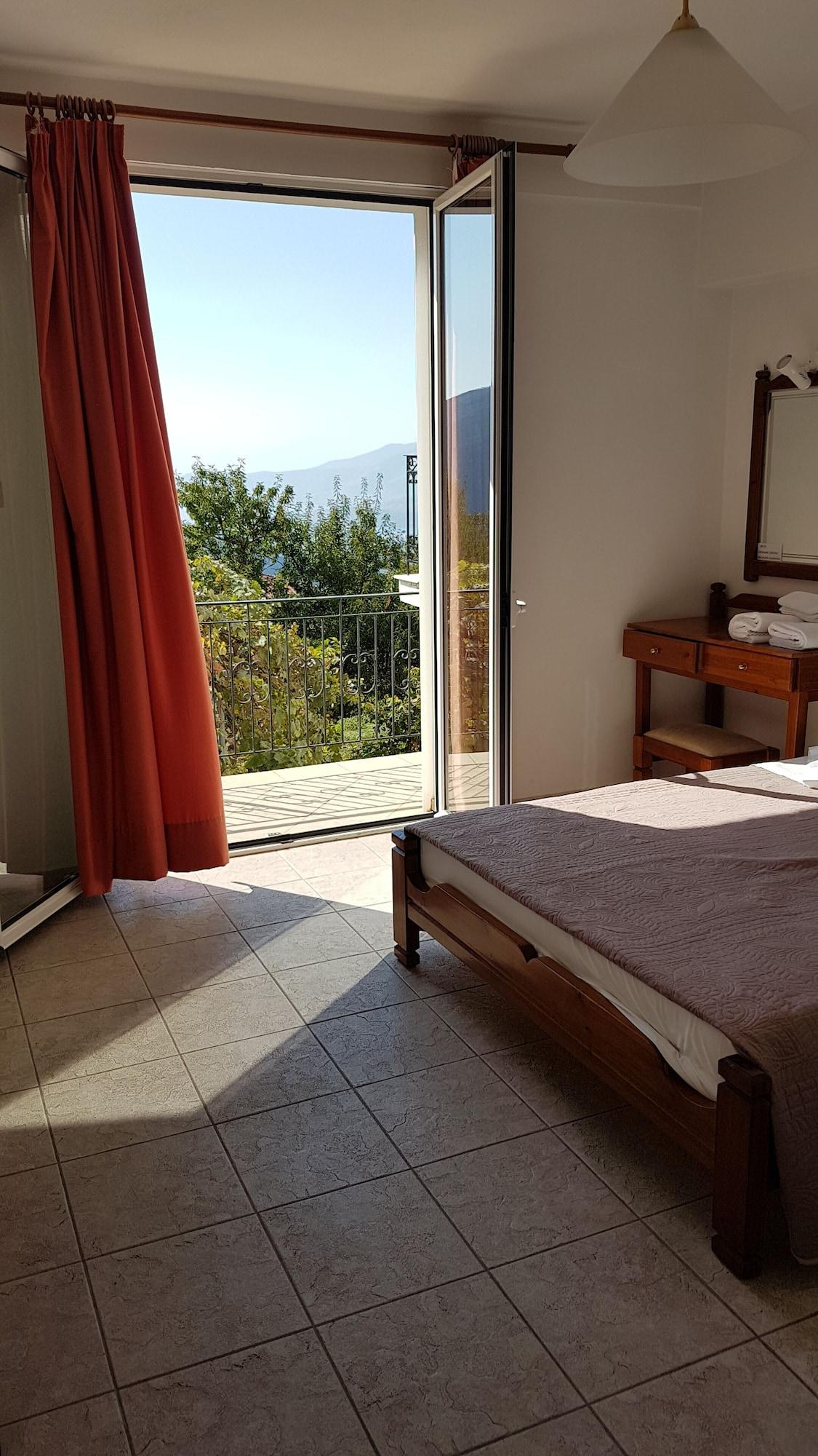 Orfeas Hotel 2*