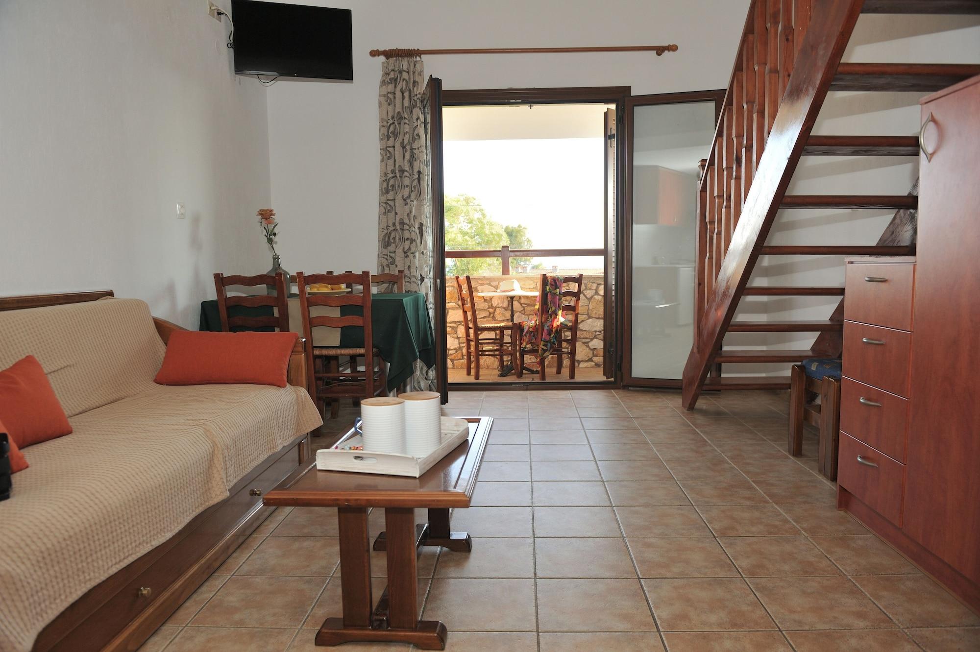 Maraki Aparthotel 3*