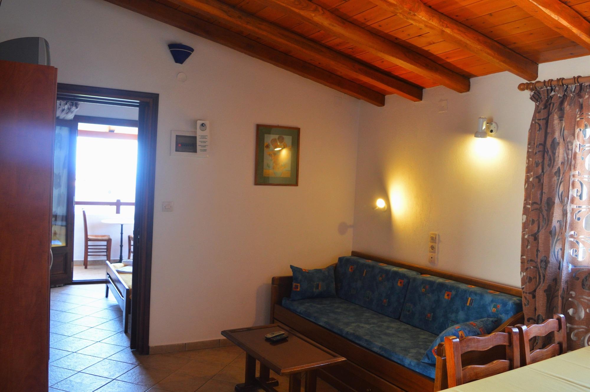 Aparthotel Maraki 3*