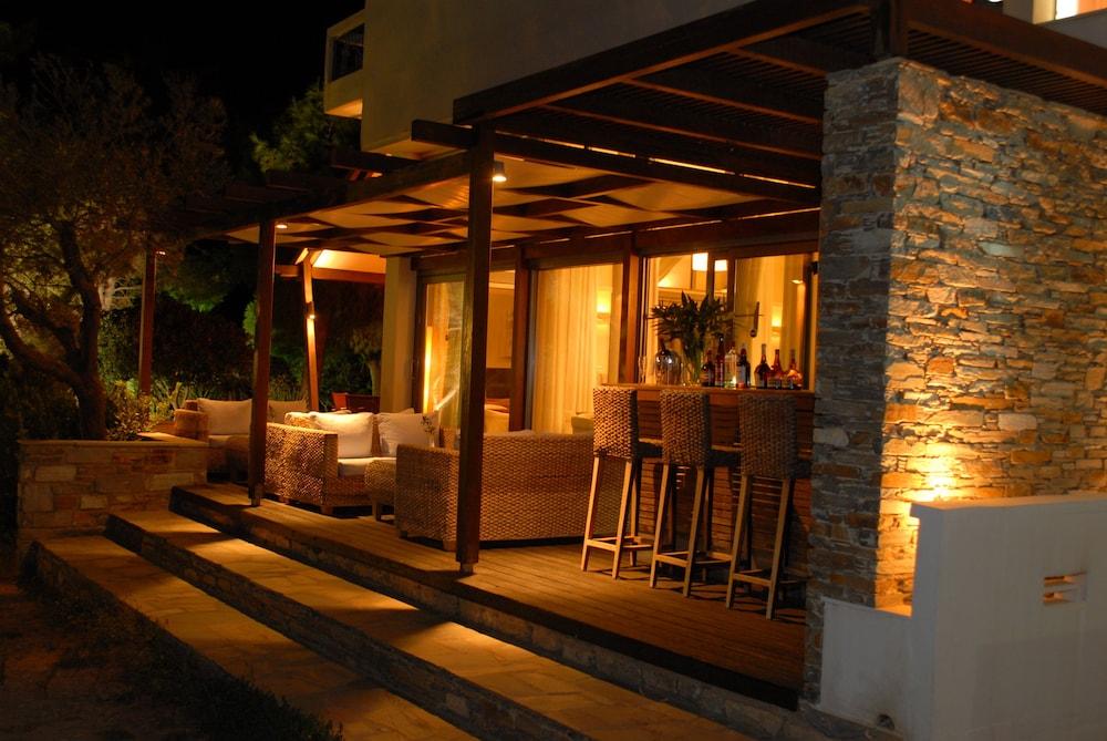 Karystion Hotel 2*