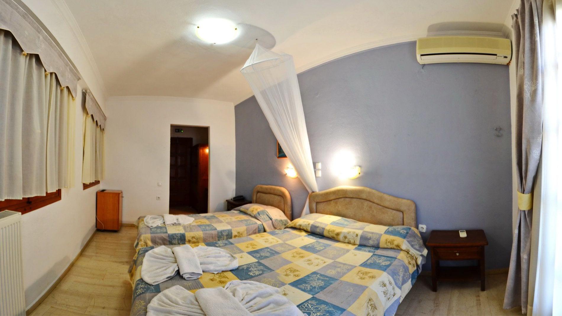 Casa Blue Hotel, Philian And 3*
