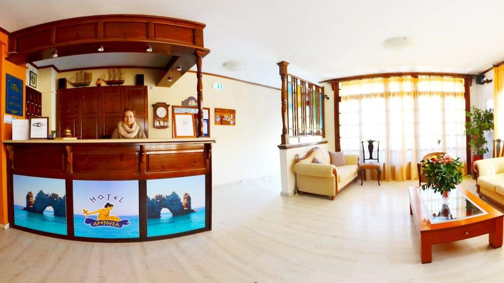Casa Blue Hotel, Philian And 3*