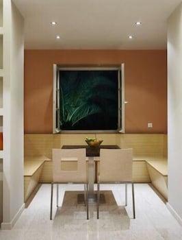 Astoria Hotel Troulos