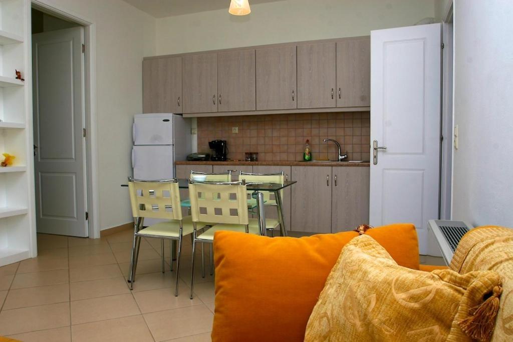 Augustis 3* Ormos (Andros)