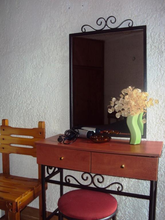 Santa Irena Hotel *