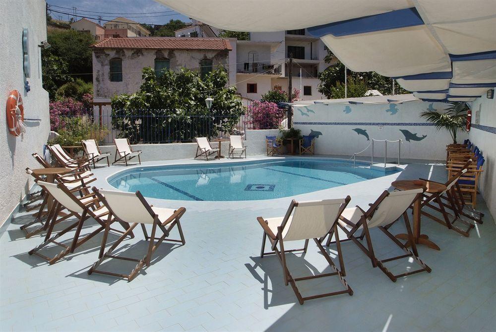Atheras 3* Evdilos (Ikaria)