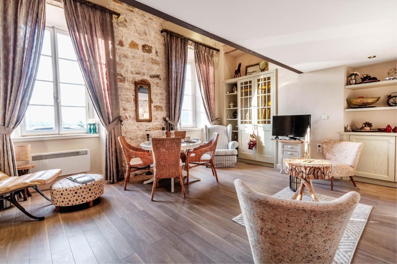 Apartment Mouragia Loft - Waterfront Old Corfu Town *