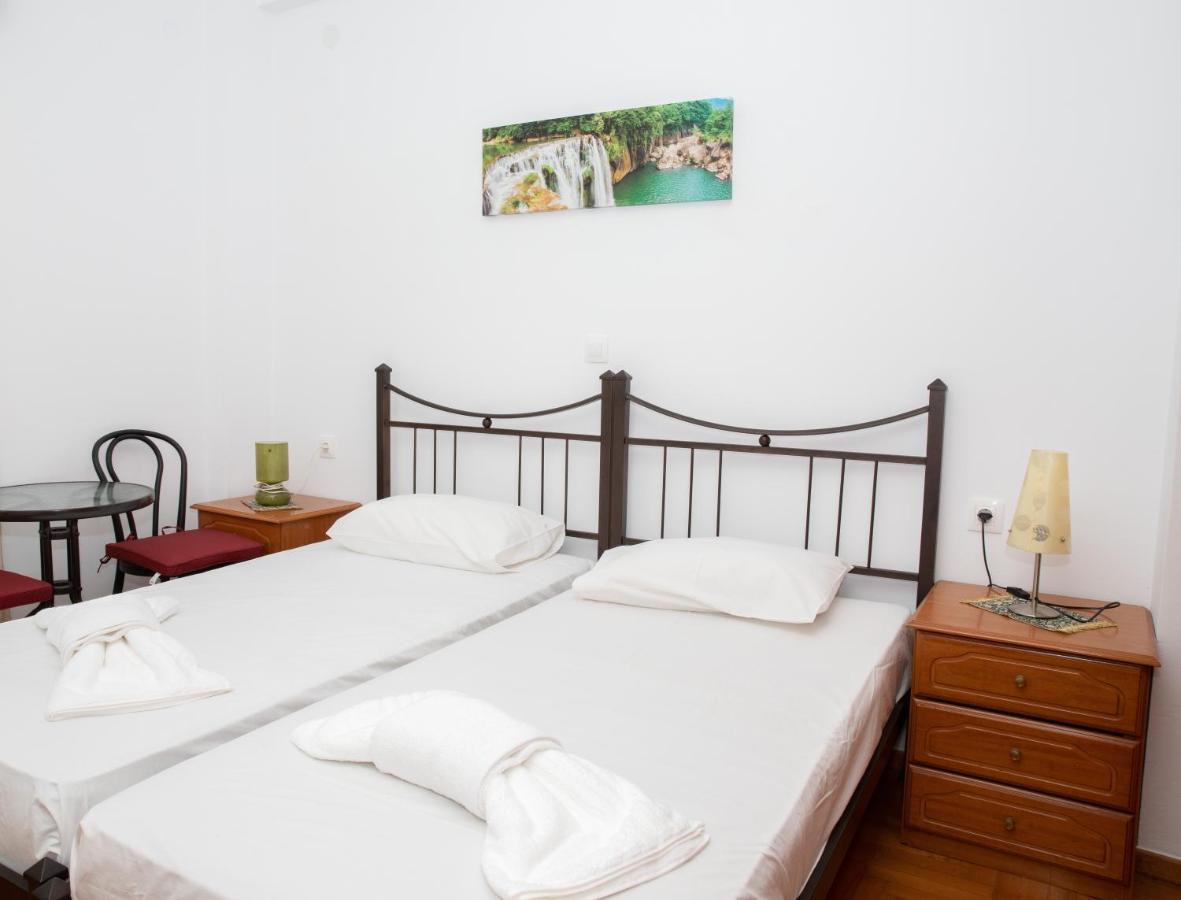 White Heaven Apartment *