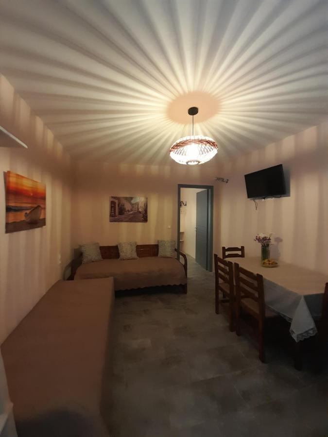 Kapsali Apartment *