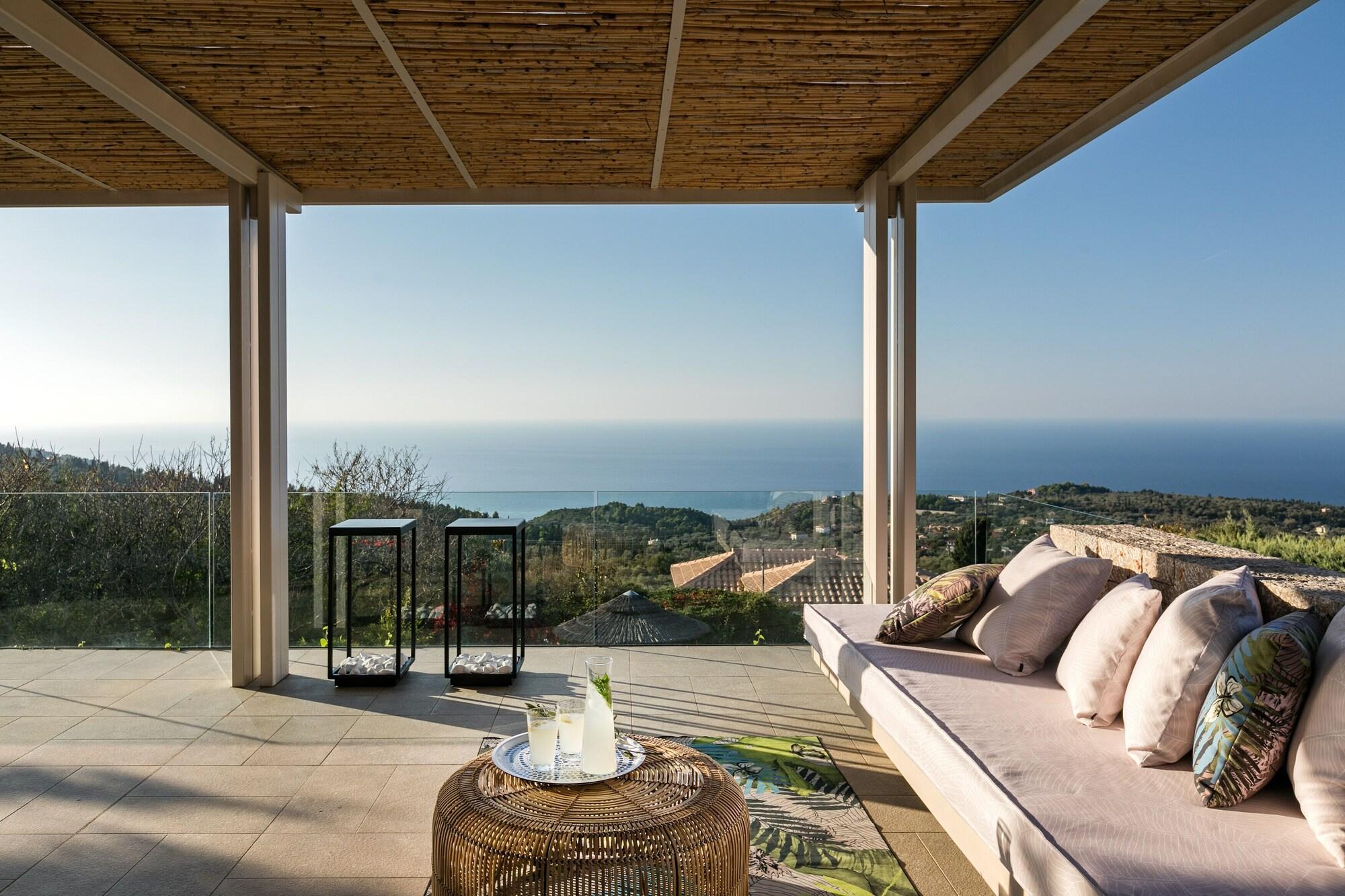 Art Blue Villas *