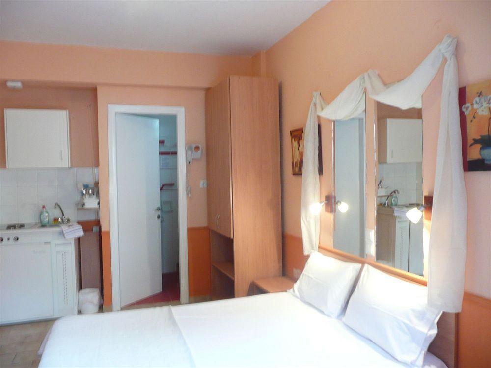 Amalthia Apartment Skiathos Town