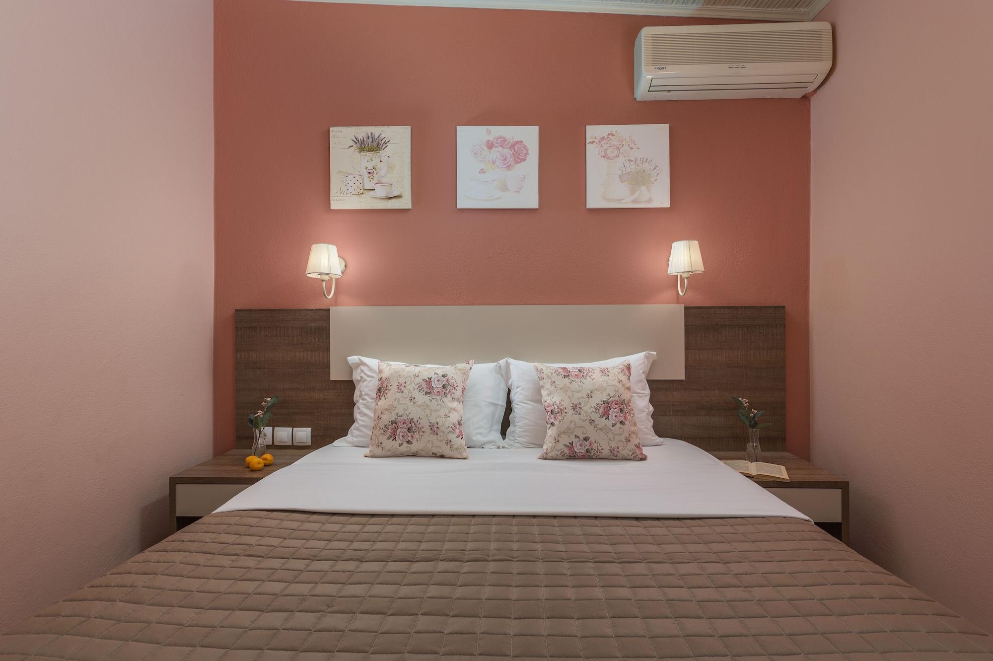 Ouzas Luxury