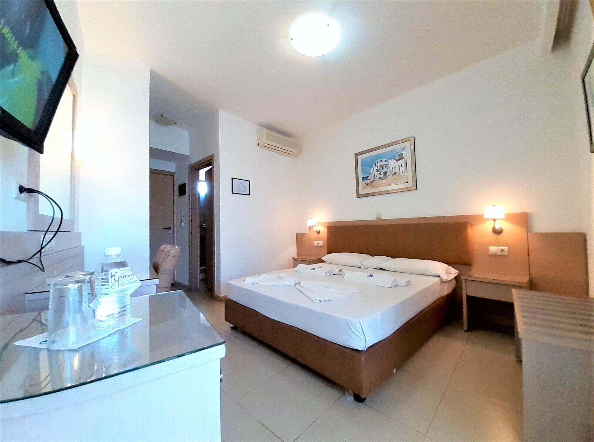 Hotel Little 2*